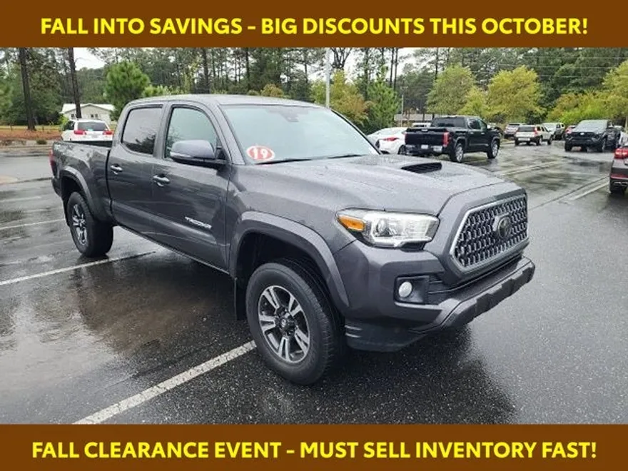 2019 Toyota Tacoma TRD Sport V6 photo 1