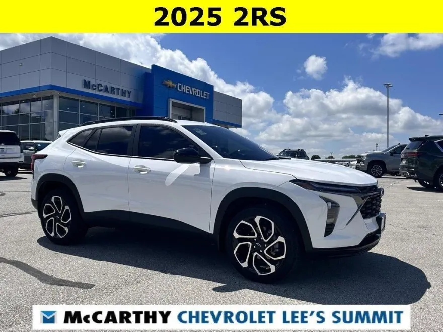 2025 Chevrolet Trax photo 1