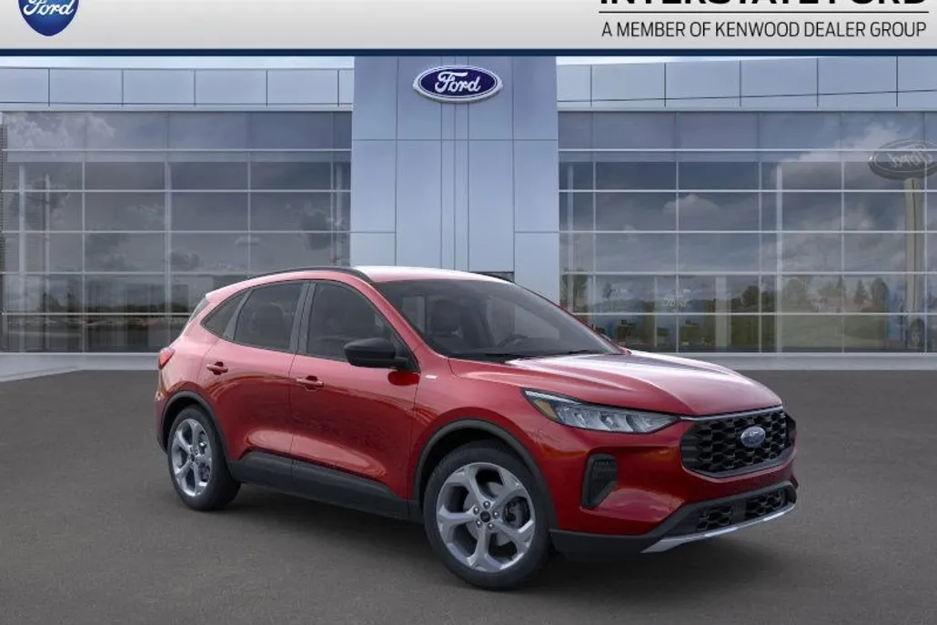 2025 Ford Escape ST-Line photo 1
