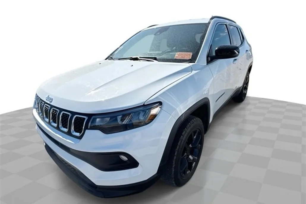 2024 Jeep Compass Latitude photo 1