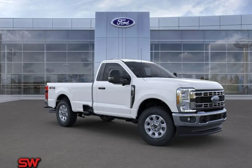 2025 Ford F-350 photo 1