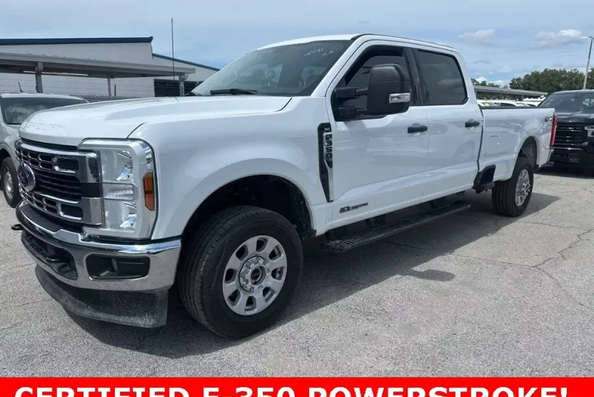 2024 Ford F-350 XLT photo 1