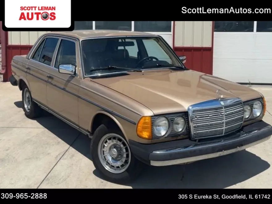 1983 Mercedes Benz 300 photo 1