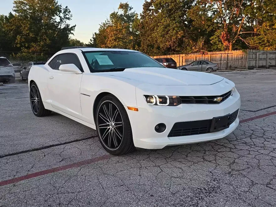 2014 Chevrolet Camaro 2LT photo 1