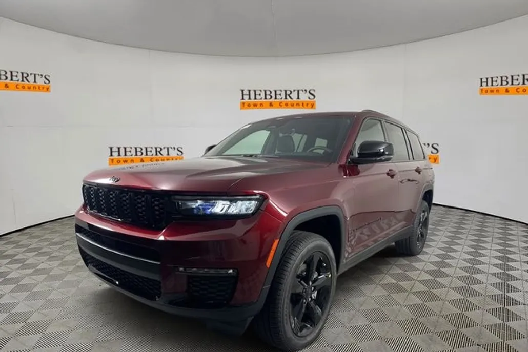 2025 Jeep Grand Cherokee Limited photo 1