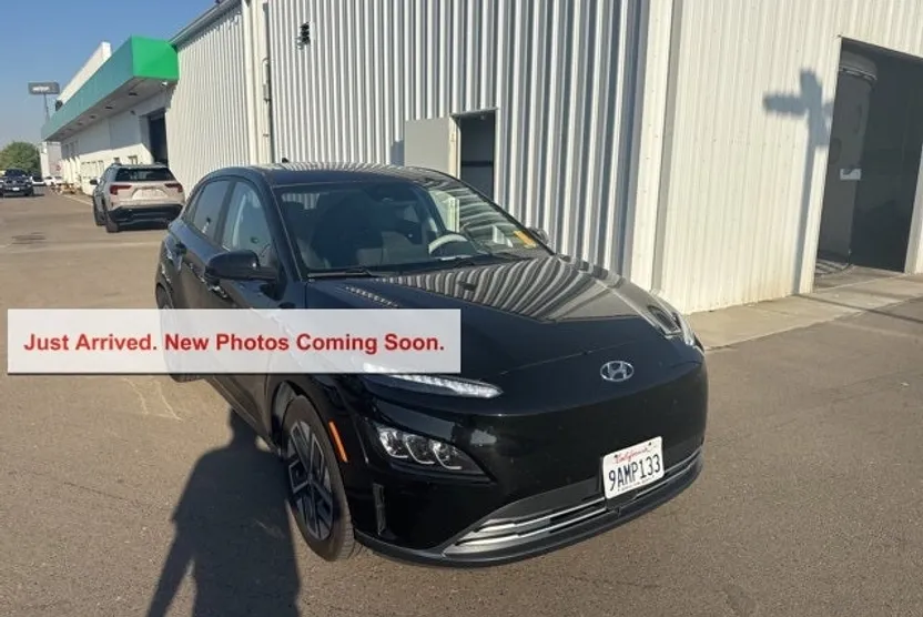 2022 Hyundai Kona Electric Limited photo 1