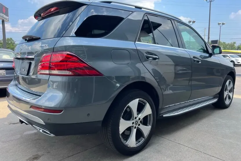 2018 Mercedes Benz GLE 350 photo 1