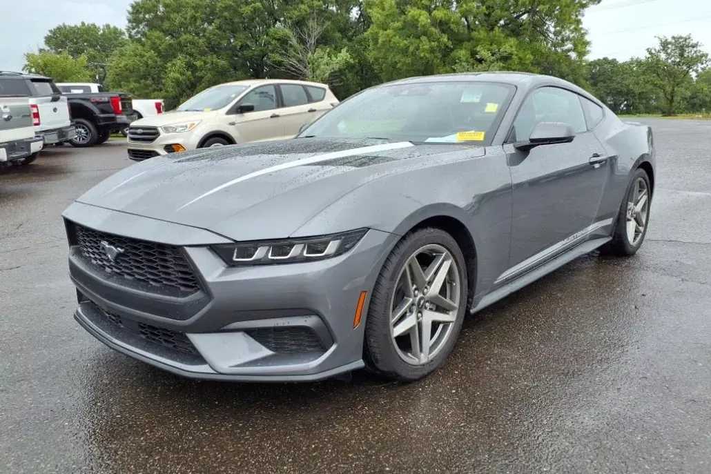 2024 Ford Mustang EcoBoost Premium photo 1