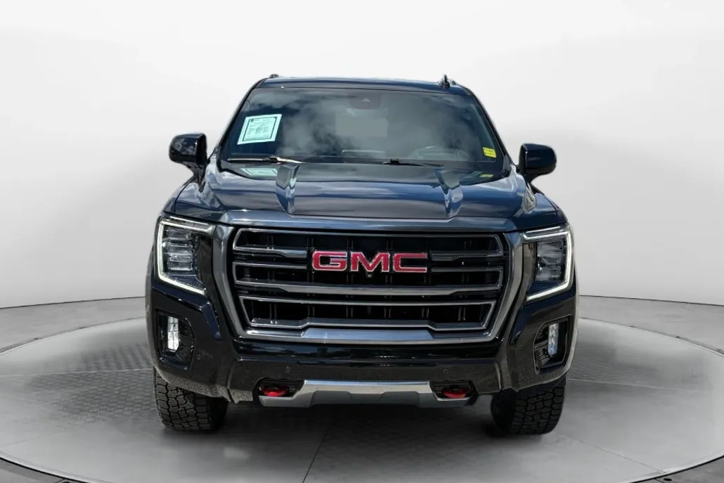 2024 Gmc Yukon AT4 photo 1