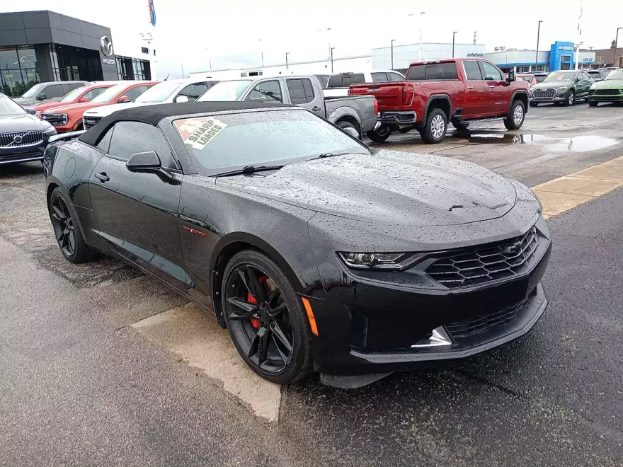 2023 Chevrolet Camaro 2LT photo 1
