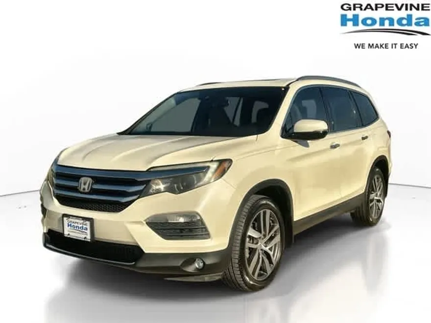2018 Honda Pilot Touring photo 1