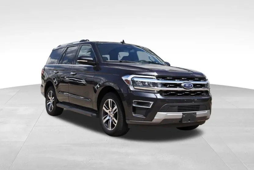 2024 Ford Expedition Limited photo 1