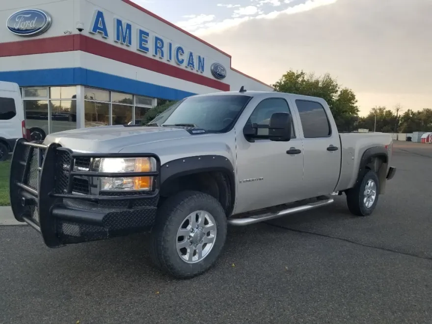 2007 Chevrolet Silverado LT photo 1