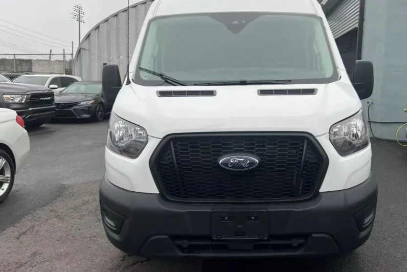 2020 Ford Transit Passenger XL Van photo 1