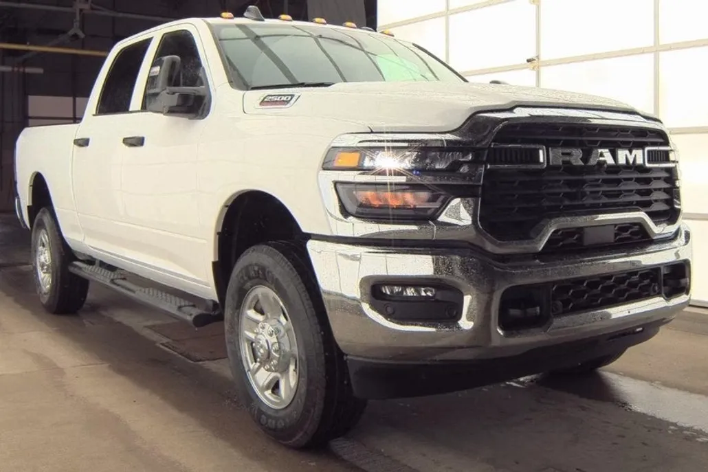 2025 Ram 2500 Tradesman photo 1