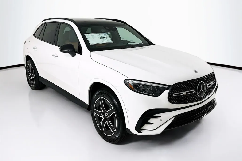 2026 Mercedes Benz GLC 300 photo 1