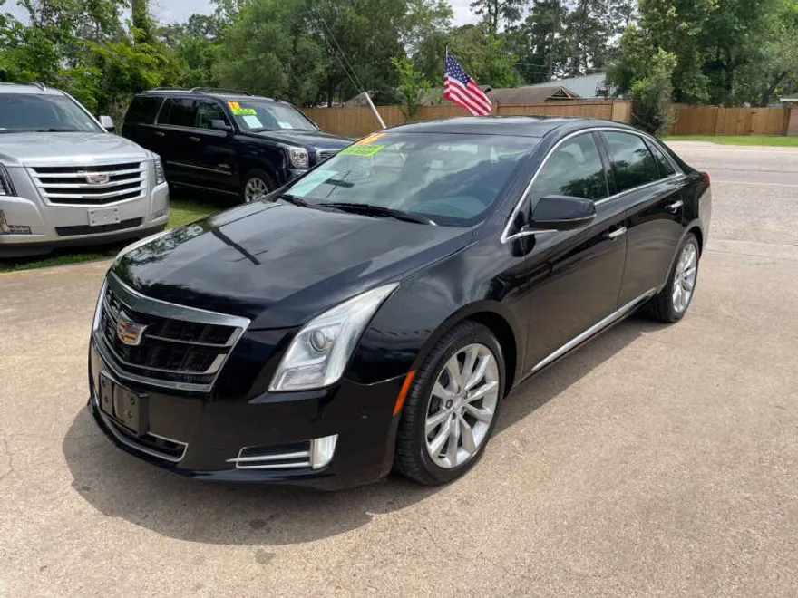2016 Cadillac XTS Luxury photo 1