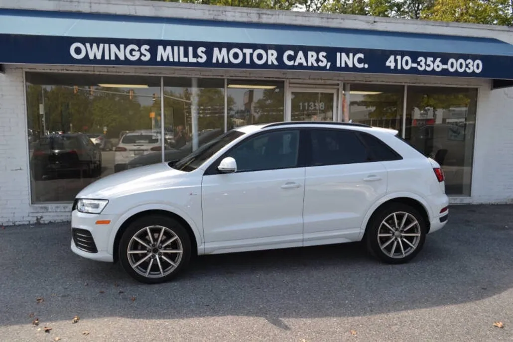 2017 Audi Q3 Prestige photo 1