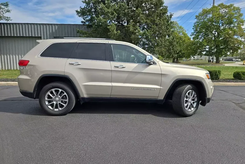 2014 Jeep Grand Cherokee Limited photo 1