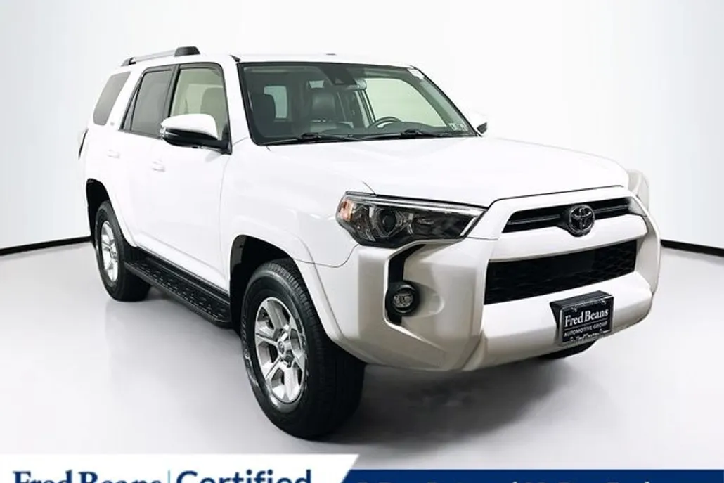 2024 Toyota 4Runner SR5 Premium photo 1