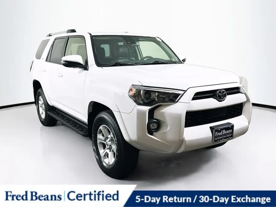 2024 Toyota 4Runner SR5 Premium photo 1