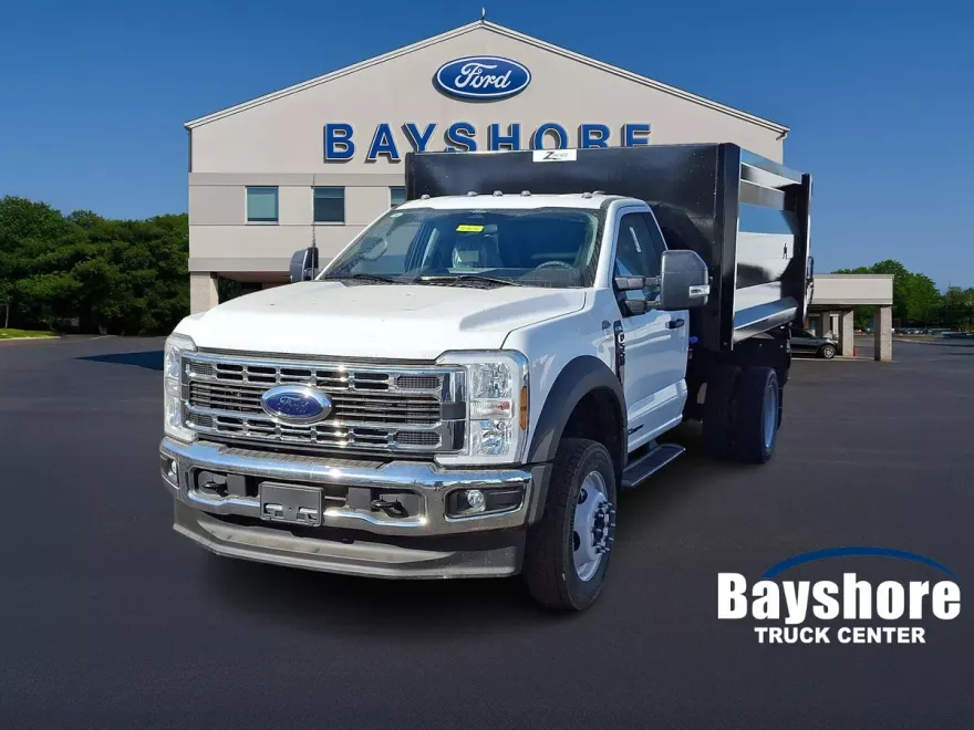 2024 Ford F-550 XL photo 1