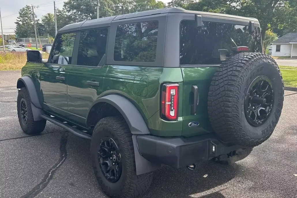 2023 Ford Bronco Wildtrak photo 1