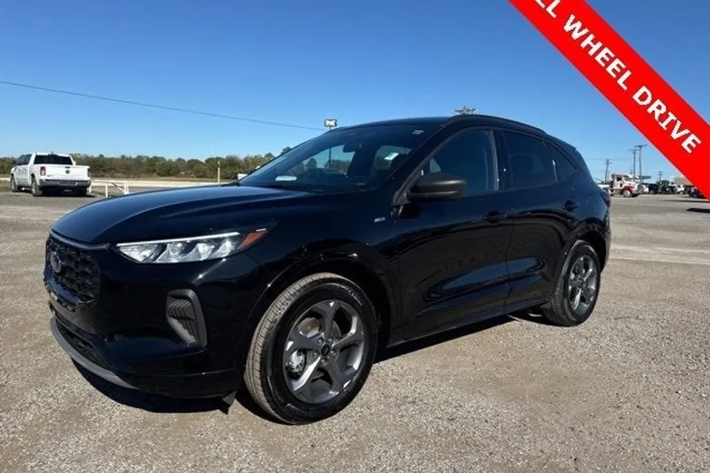 2024 Ford Escape ST-Line photo 1