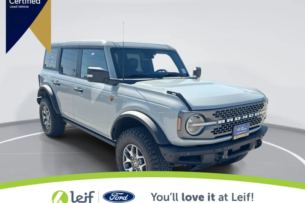2024 Ford Bronco Badlands photo 1