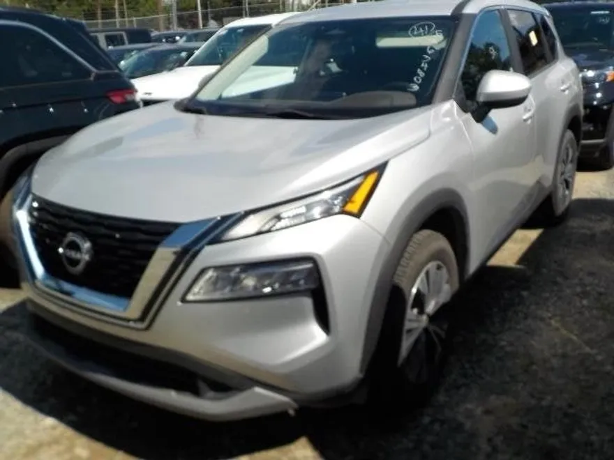 2023 Nissan Rogue SV photo 1