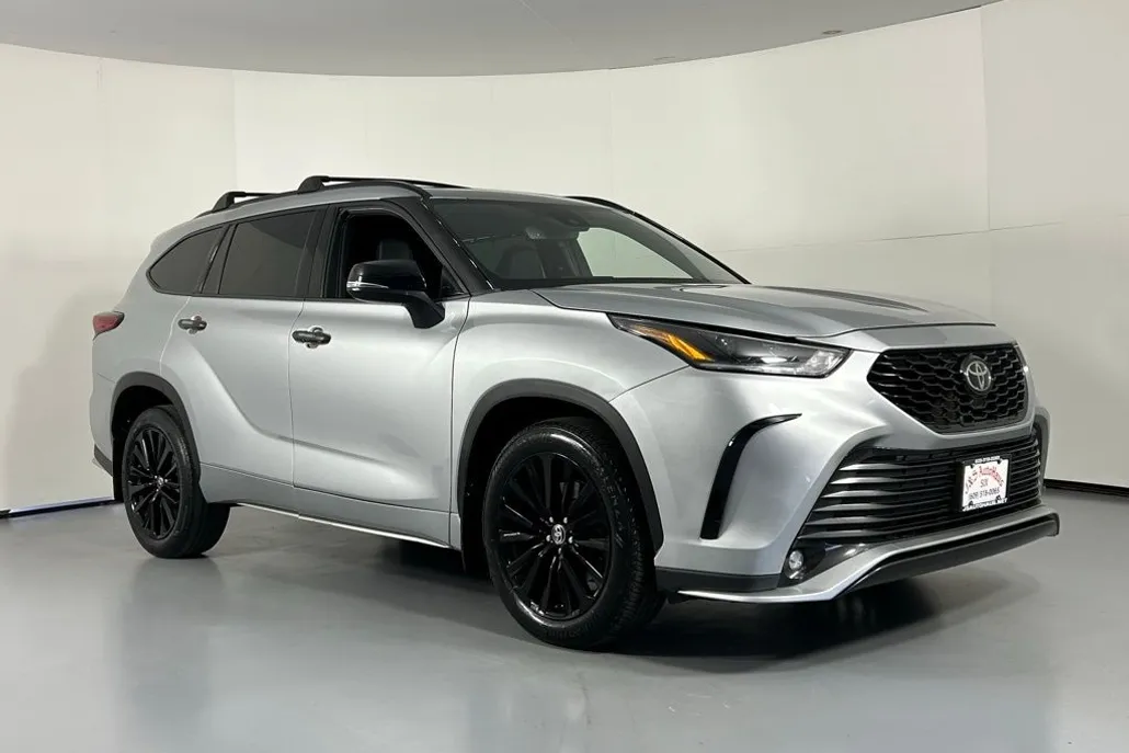 2022 Toyota Highlander XSE photo 1