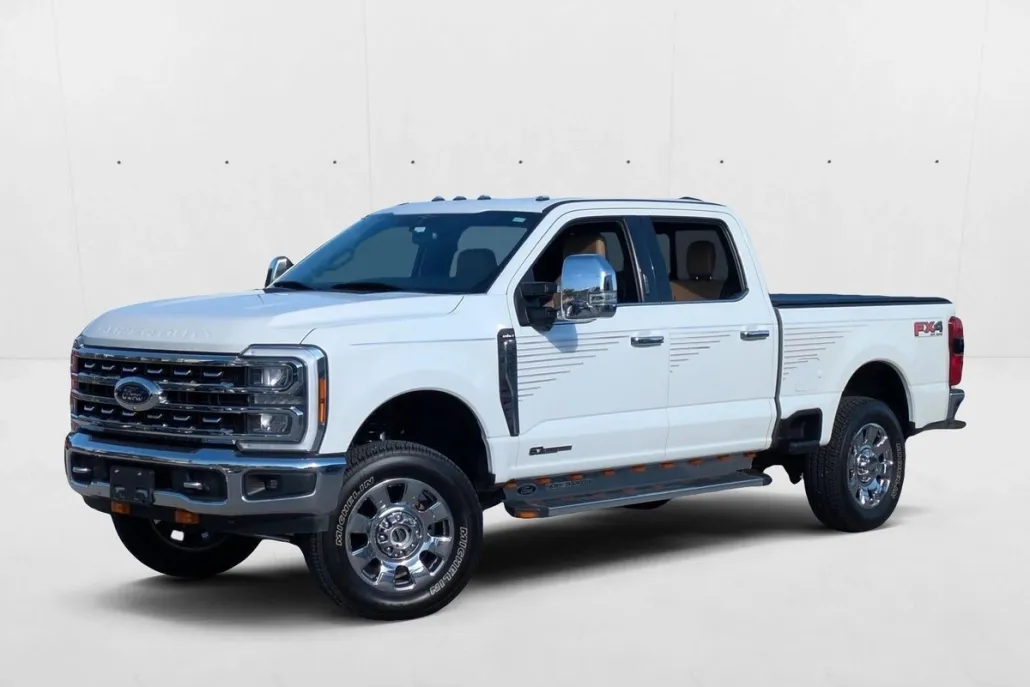 2023 Ford F-250 Lariat photo 1