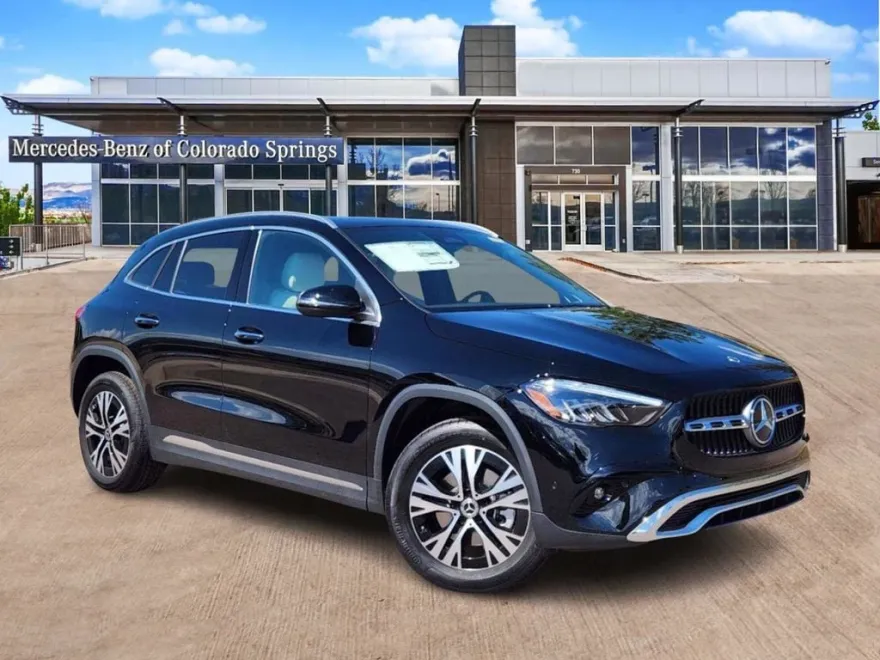 2025 Mercedes Benz GLA 250 4MATIC photo 1