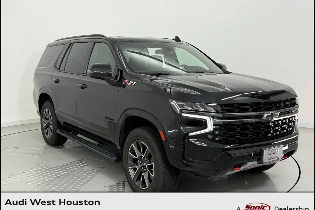 2022 Chevrolet Tahoe Z71 photo 1