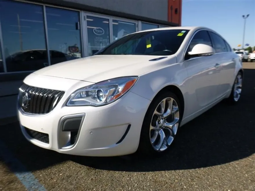 2015 Buick Regal GS photo 1