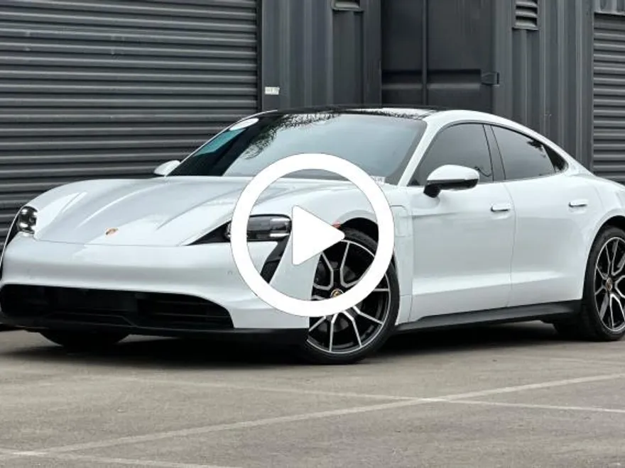 2023 Porsche Taycan photo 1
