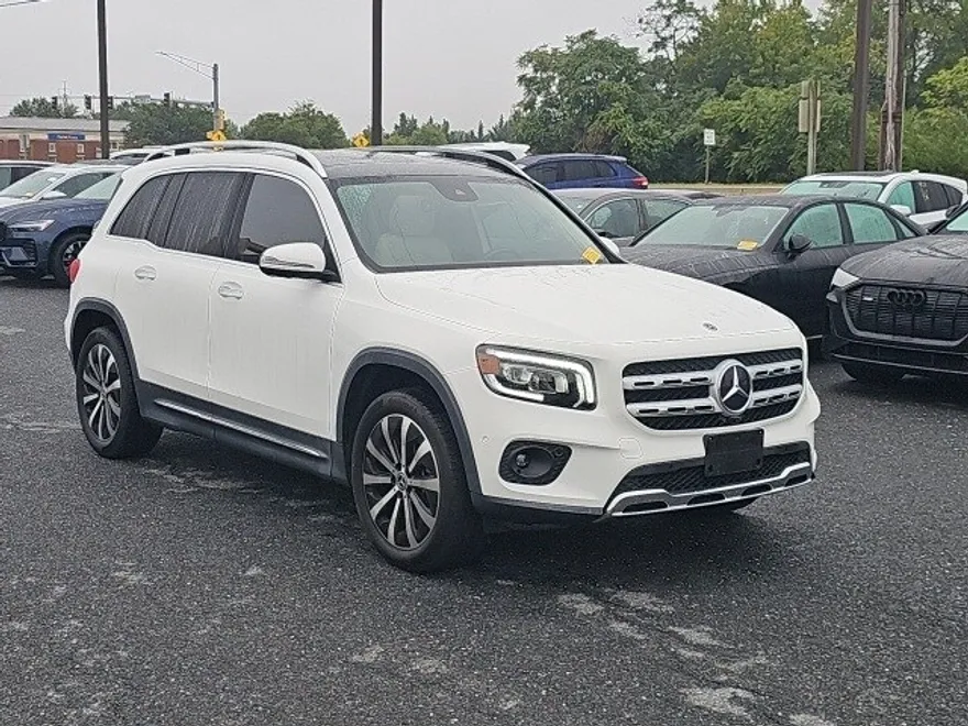 2022 Mercedes Benz GLB 250 photo 1