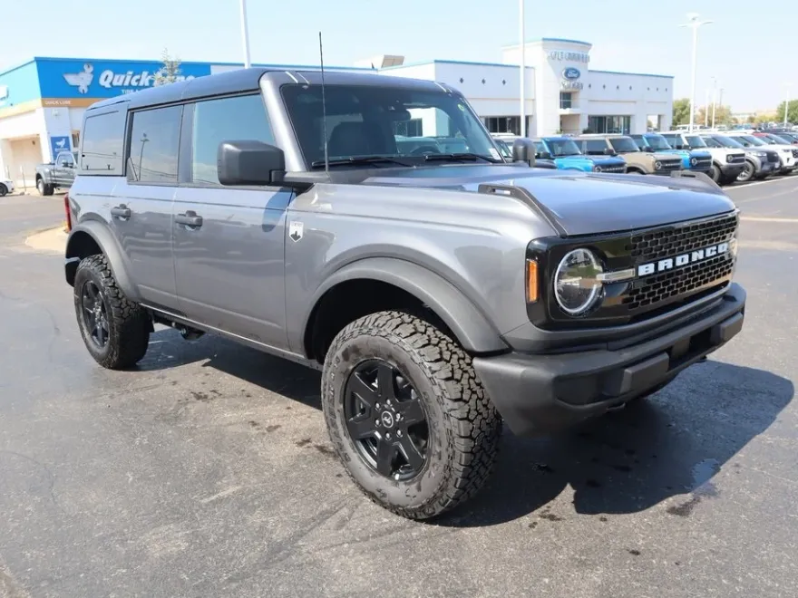 2025 Ford Bronco Big Bend photo 1
