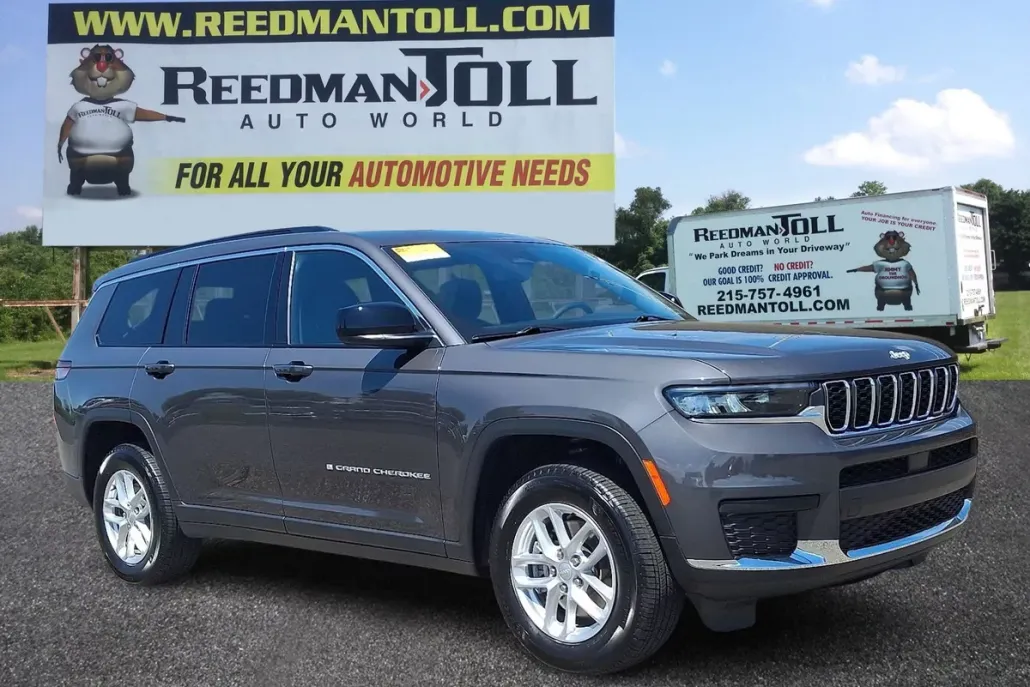 2024 Jeep Grand Cherokee Laredo photo 1