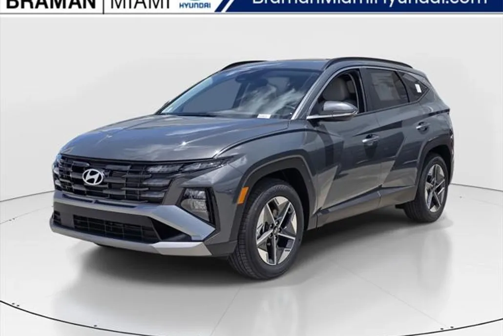 2025 Hyundai Tucson SEL photo 1