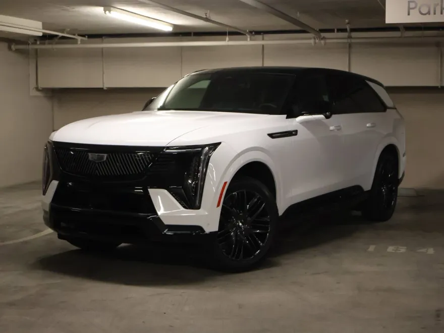2025 Cadillac Escalade IQ Sport photo 1