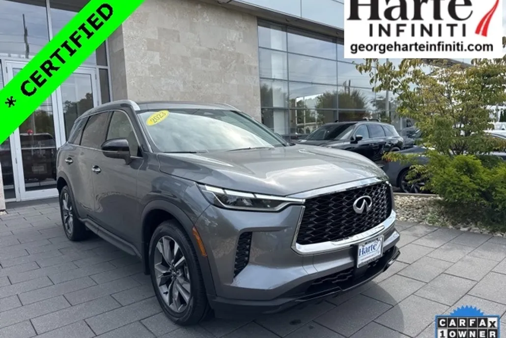 2023 Infiniti QX60 Luxe photo 1