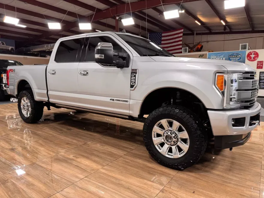 2019 Ford F-250 photo 1