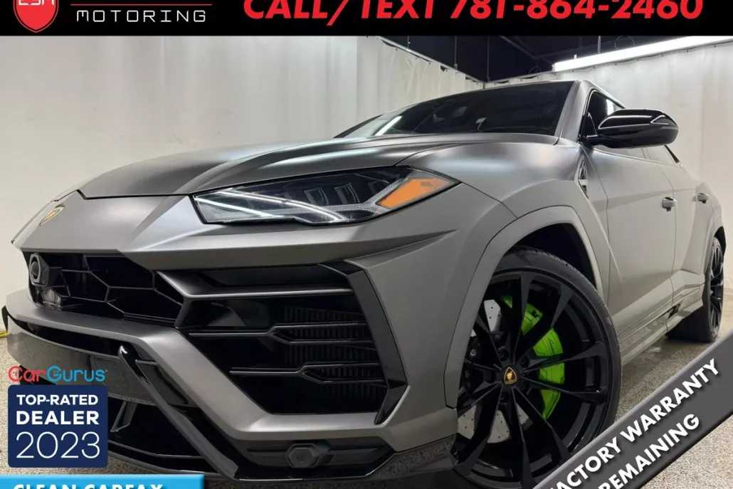 2022 Lamborghini Urus photo 1