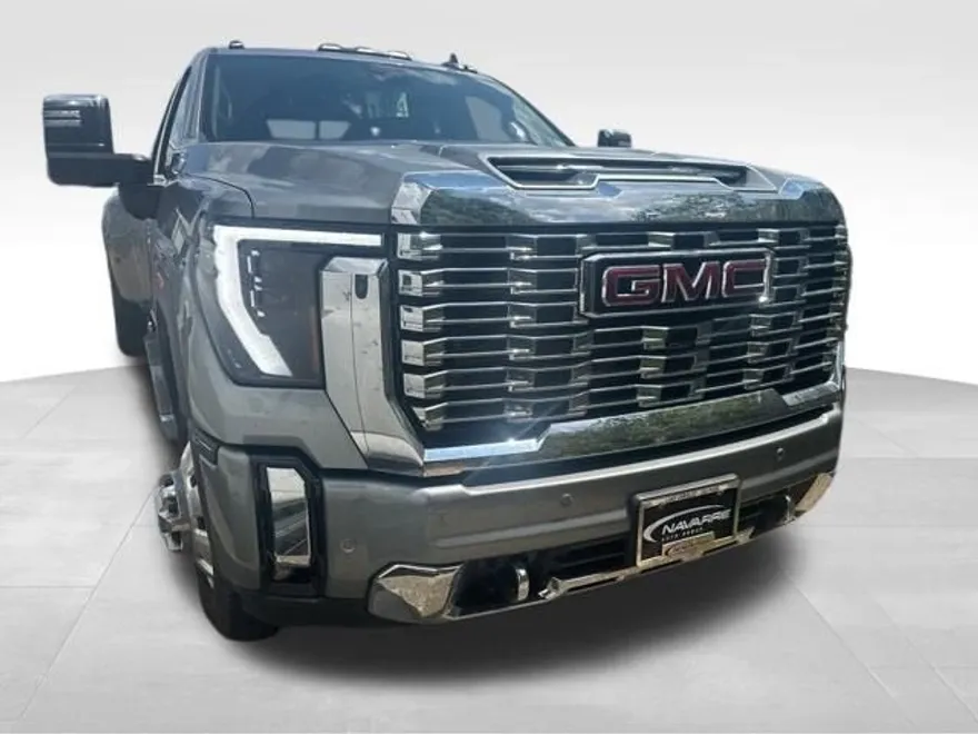 2024 Gmc Sierra 3500 HD Denali photo 1