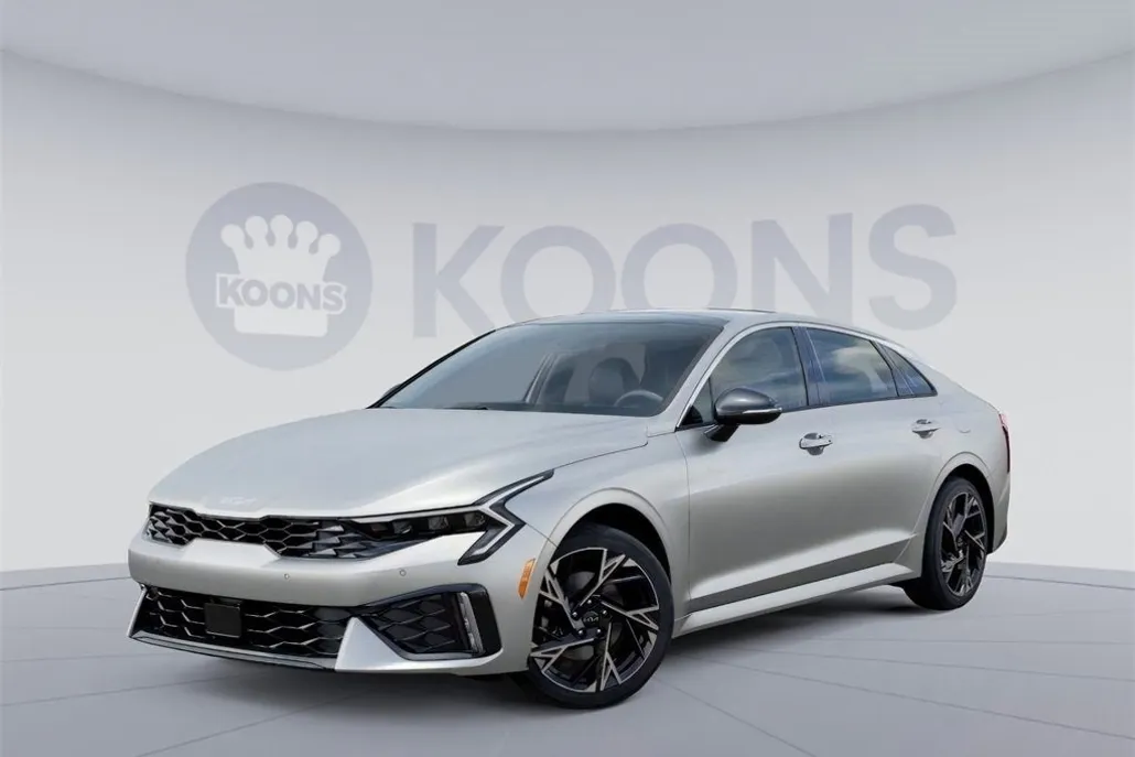 2025 Kia K5 GT-Line photo 1