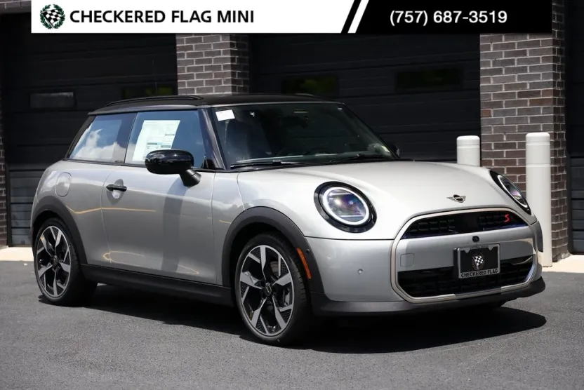2025 Mini Cooper S Iconic photo 1