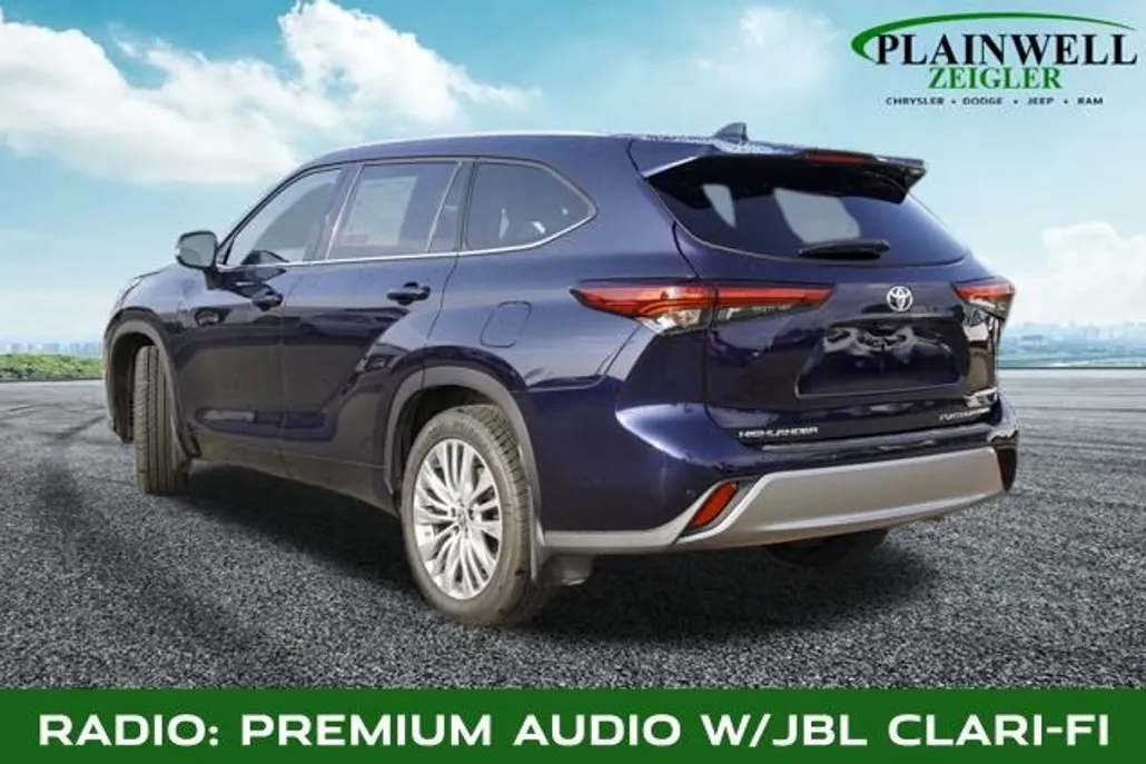 2022 Toyota Highlander Platinum photo 1