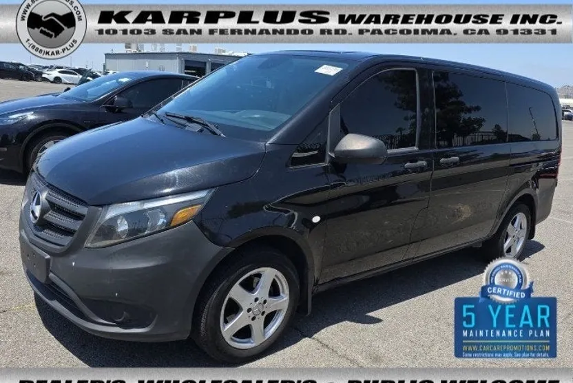 2019 Mercedes Benz Metris Passenger Van photo 1