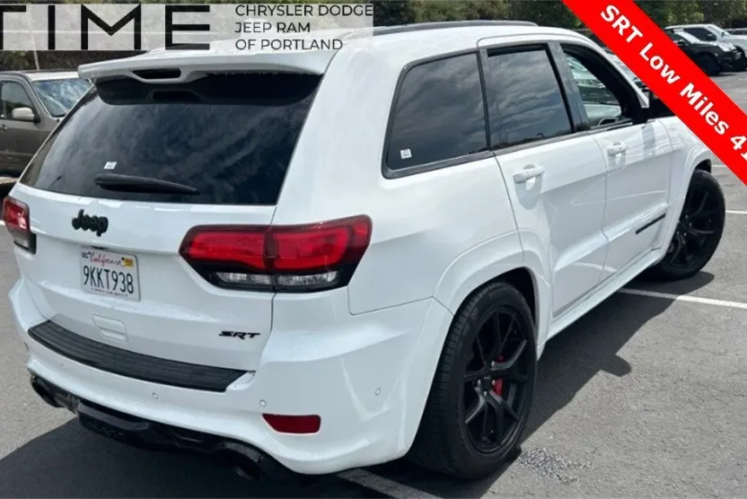 2018 Jeep Grand Cherokee SRT8 photo 1
